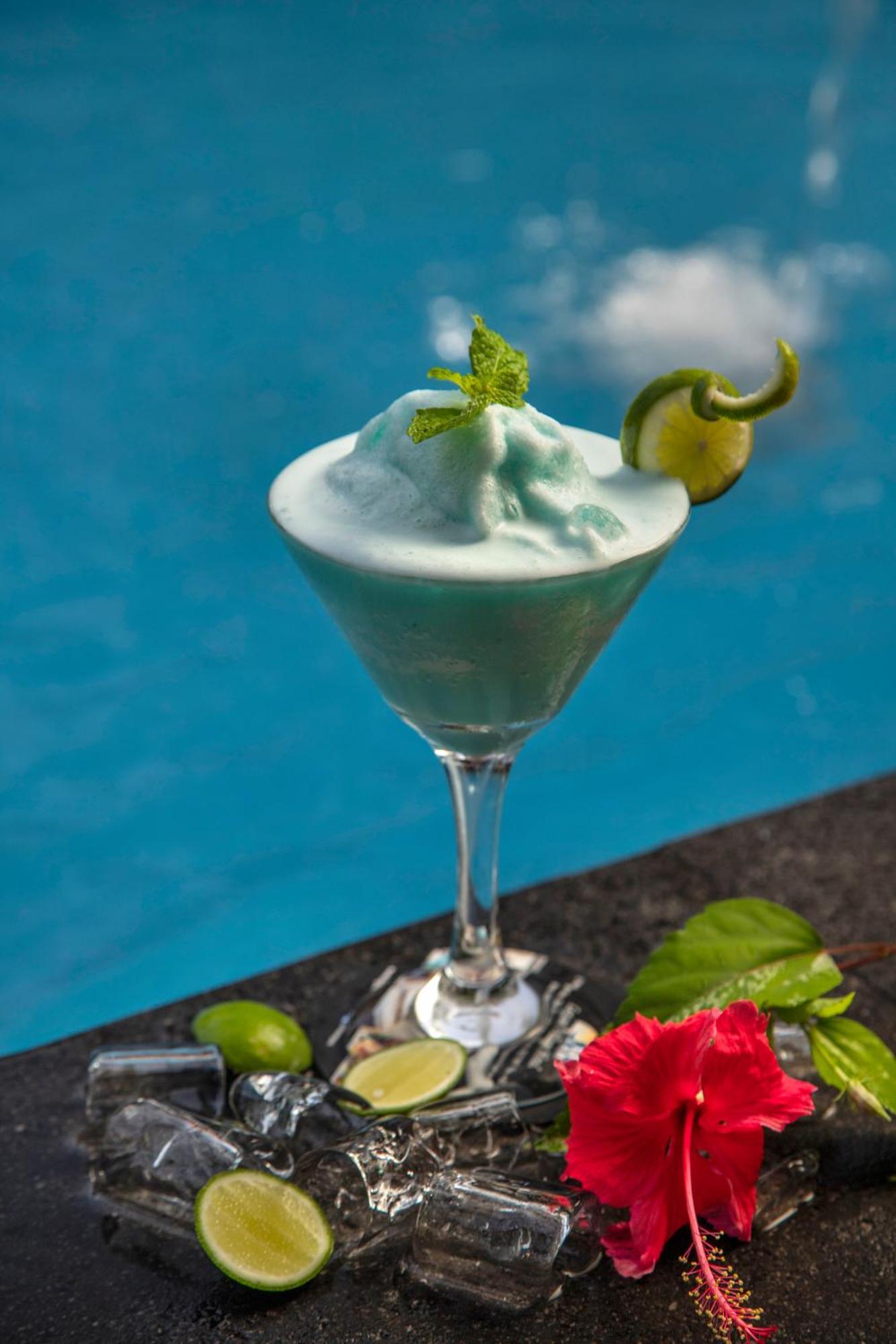 Legian Village Beach Resort - Chse Certified Kültér fotó